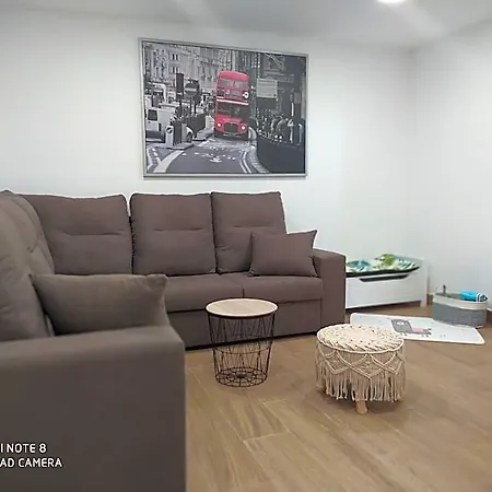 Huellas Albergue-turistico Hotel Castromayor