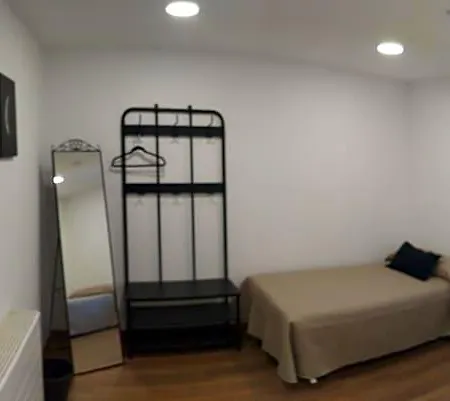 Huellas Albergue-turistico Hotel Castromayor